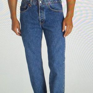 Levi’s men’s Original 501 Straight Leg Button Fly blue jeans, size 40”x30
